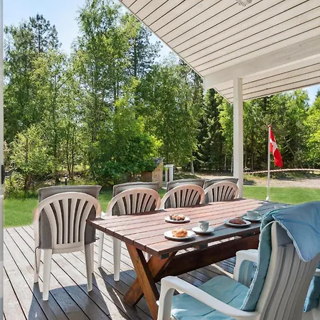 3 Bedroom Awesome In *