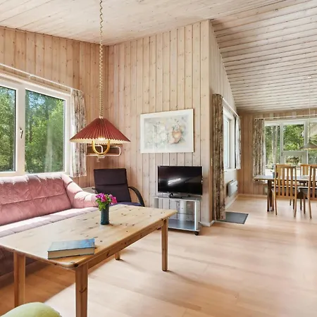 3 Bedroom Awesome In Casa vacanze